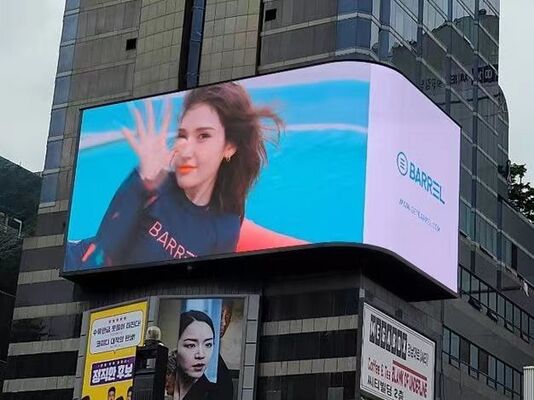 P4 High Brightness Outdoor LED Display Screen IP65 Waterproof LED Billboard with 3840-7680Hz Refresh Rate